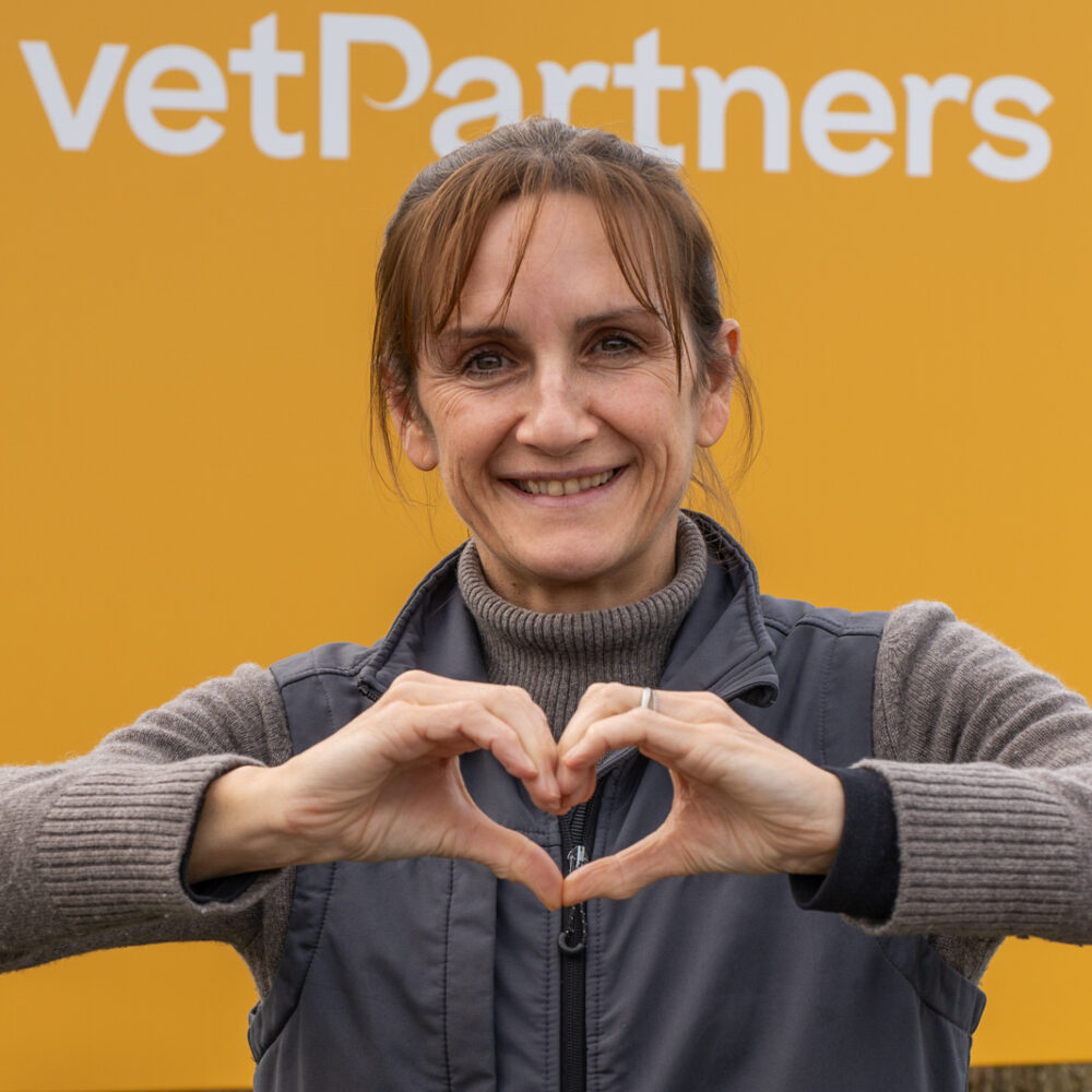 Entrevistamos a Jo Malone, CEO de VetPartners, en el Día de la Mujer: ser veterinaria fue el sueño de su vida